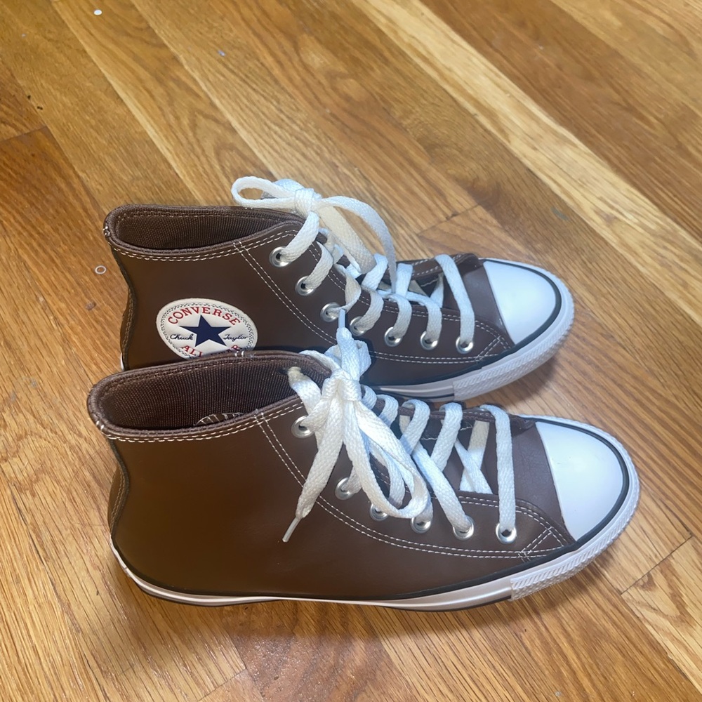 Size 6.5 Chuck Taylor All Star High Faux Leather shoes